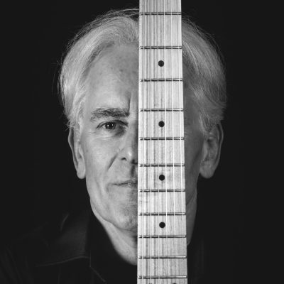 250508_Paul Clifford with guitar (low res)_032a